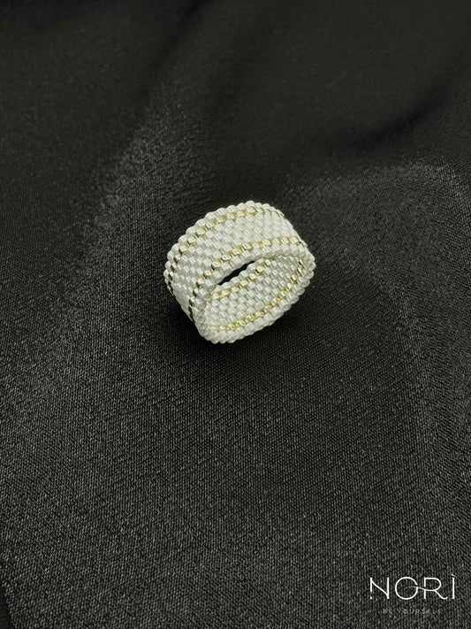 Eclaircie_Alb perlat cu argintiu