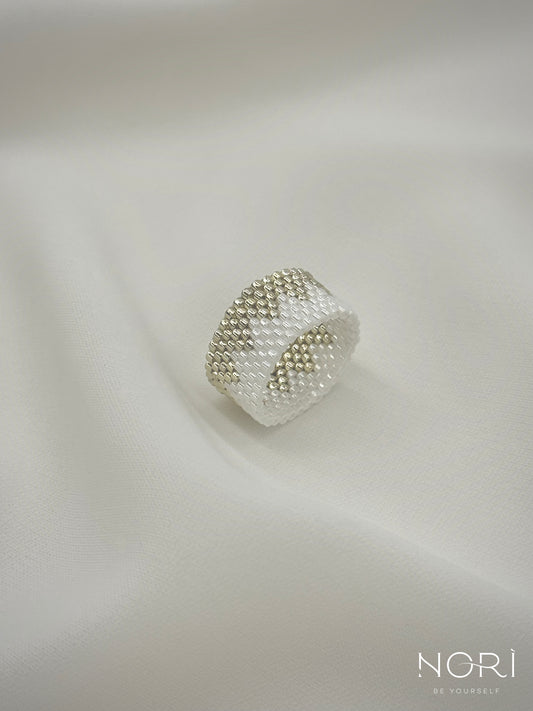 Vibration_Alb perlat cu argintiu