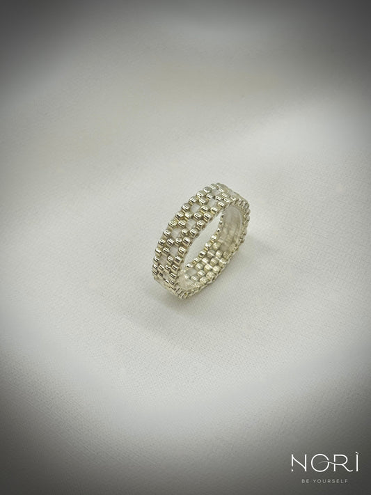Séduction_Argintiu cu satin alb