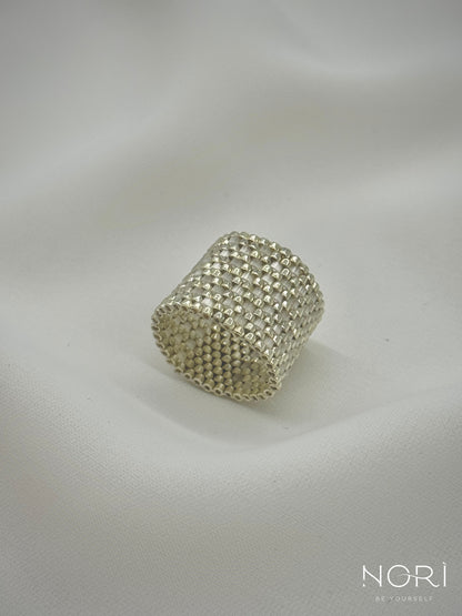 Tresor_Argintiu cu satin