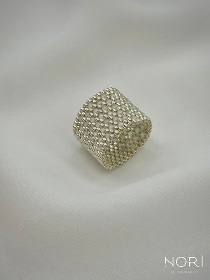 Tresor_Argintiu cu satin