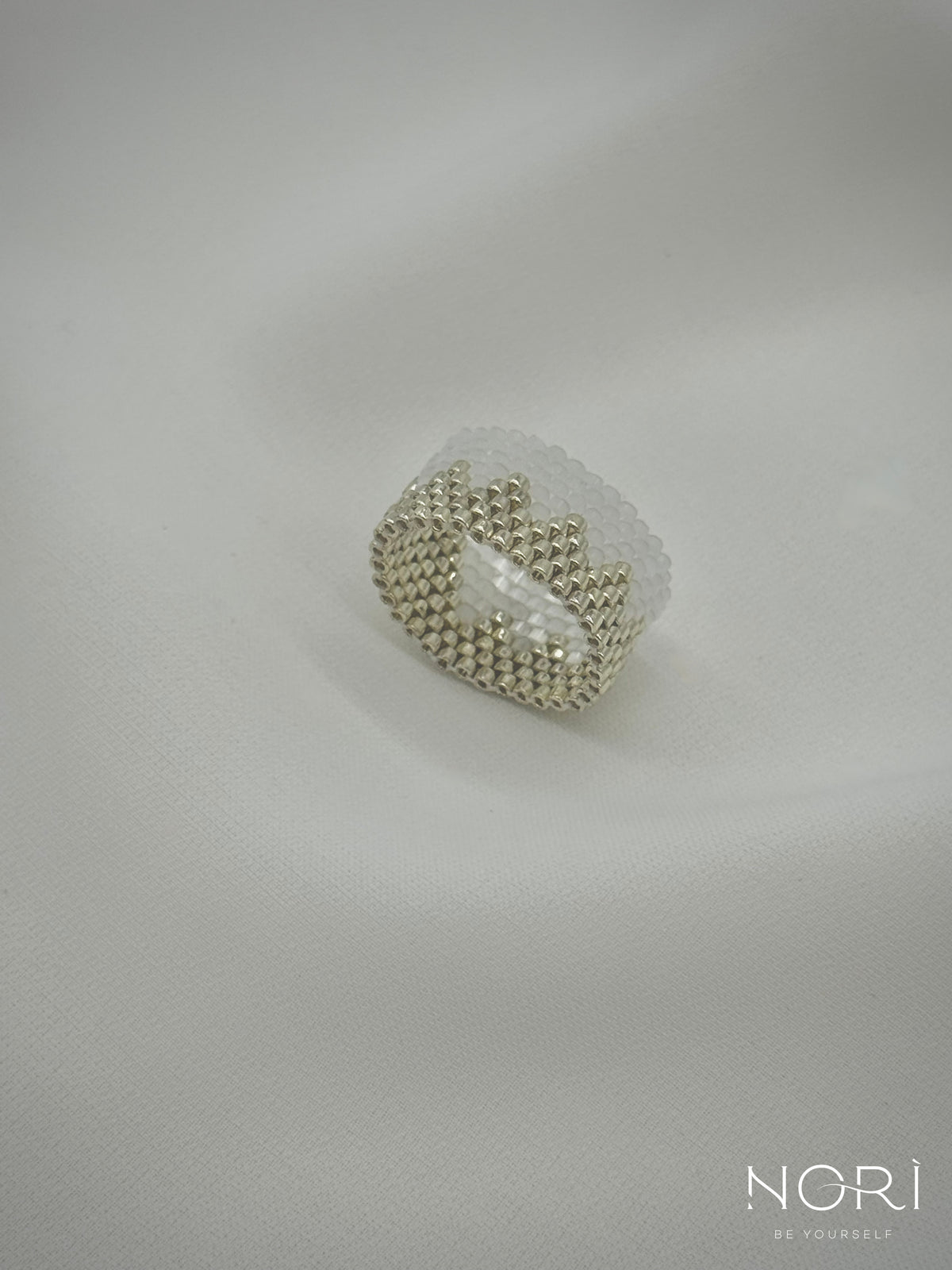 Vibration_Argintiu cu satin