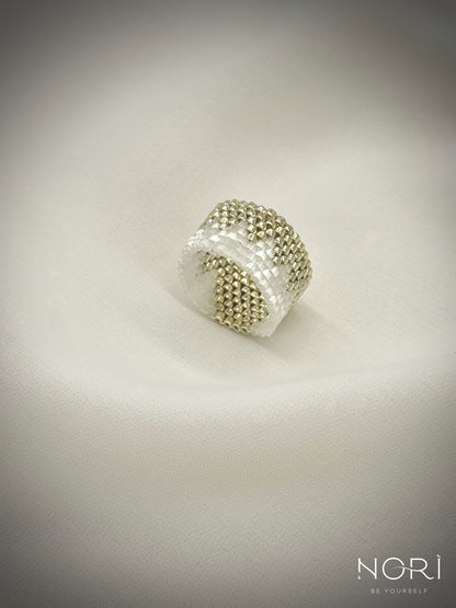 Vibration_Argintiu cu satin alb