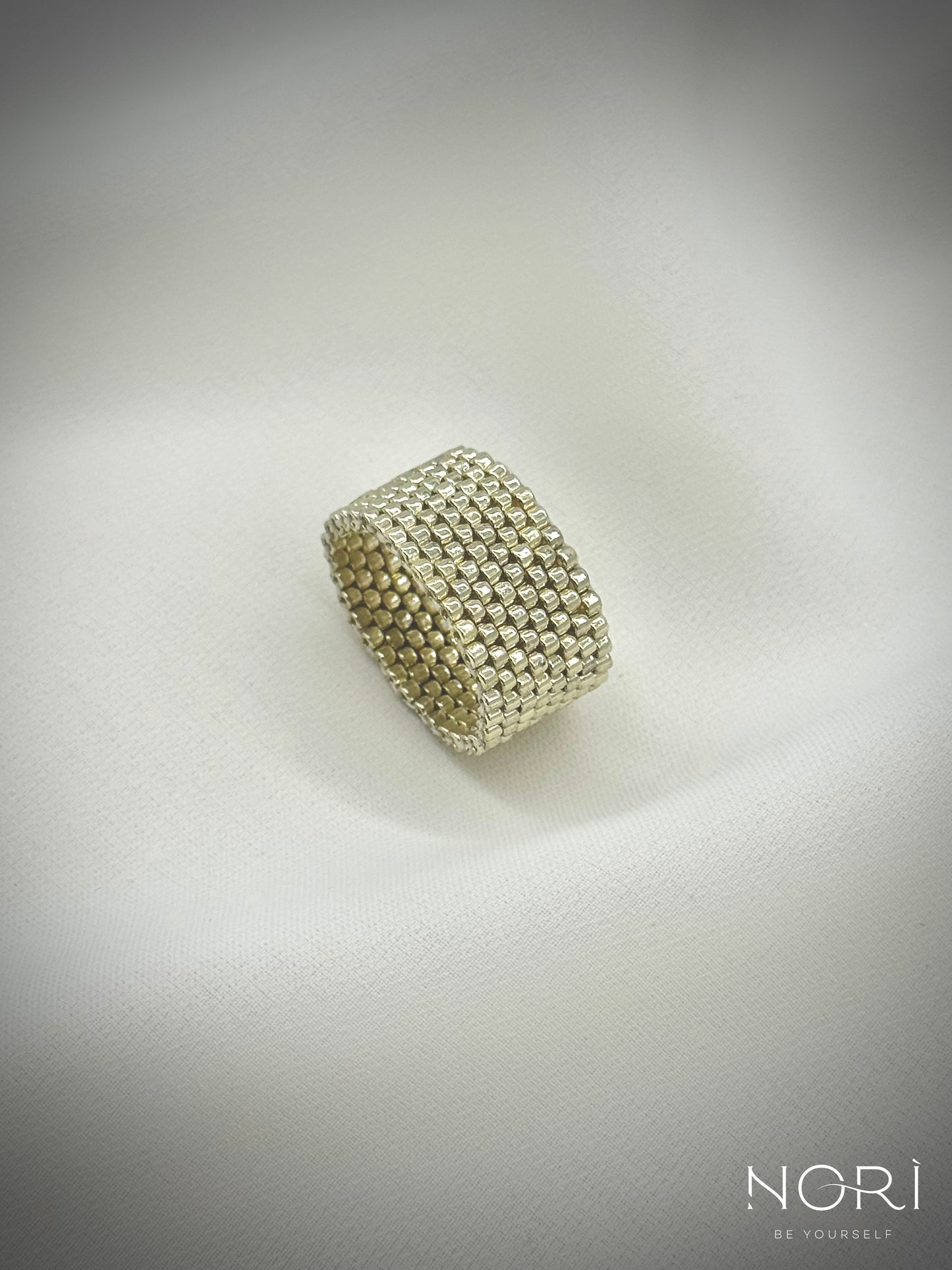 Nuance_Argintiu