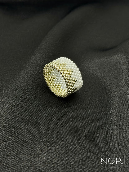 Vibration_Alb perlat cu argintiu