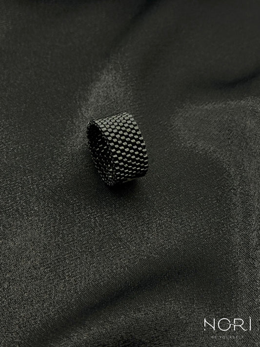 Nuance_Negru