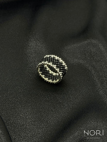 Pulsation_Negru cu argintiu