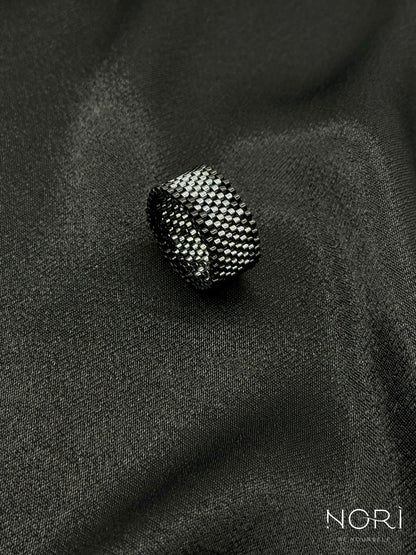 Pulsation_Negru cu metalic