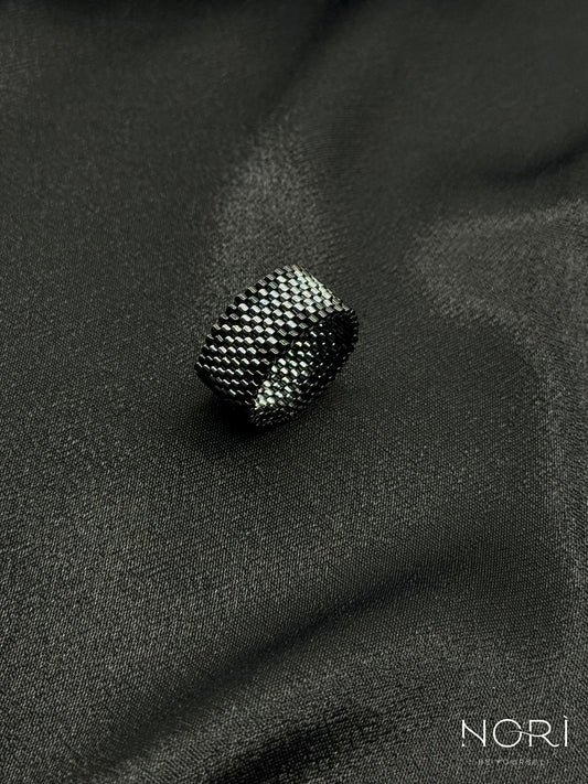 Pulsation_Negru cu metalic