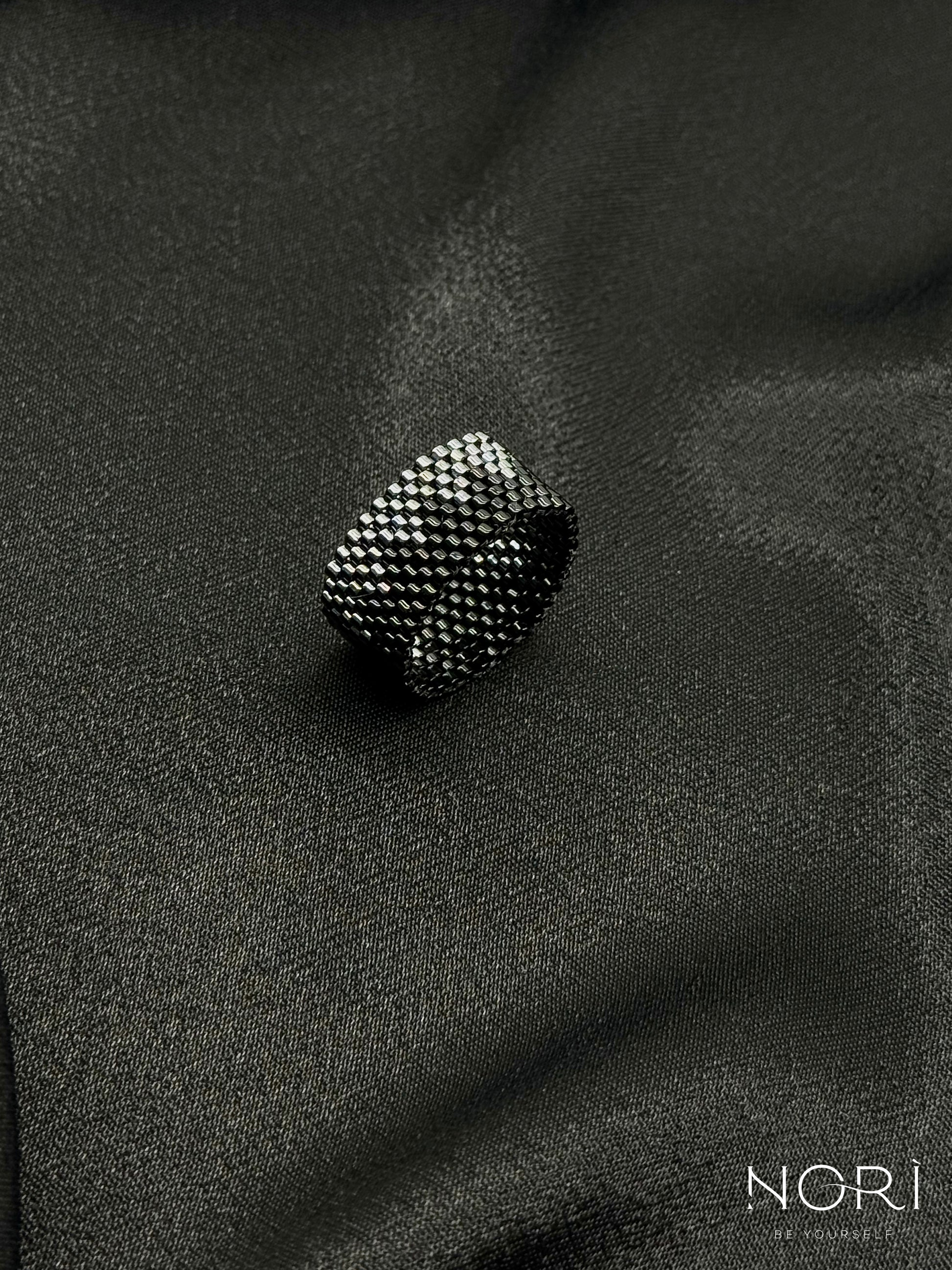 Vibration_Negru cu metalic