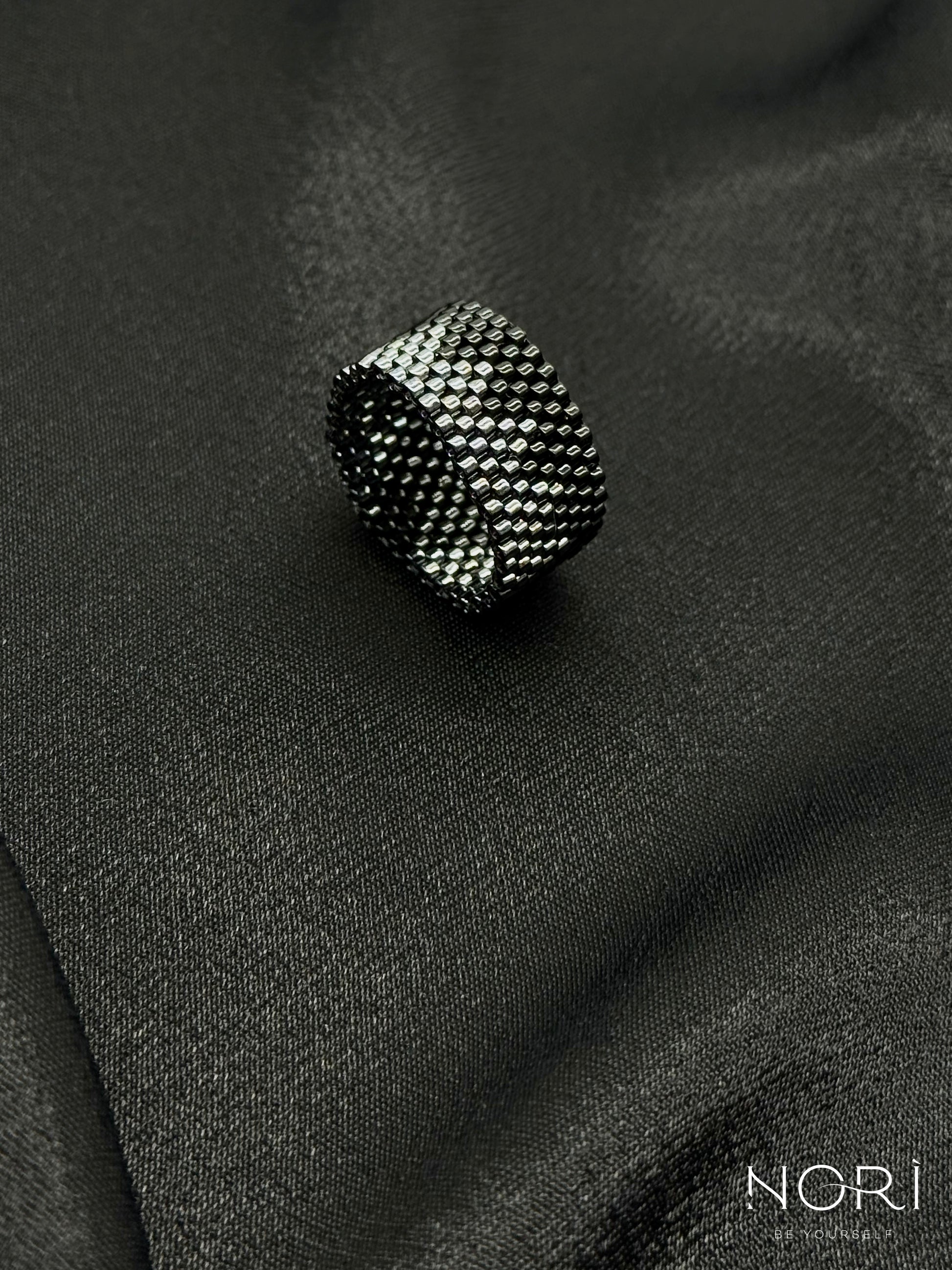 Vibration_Negru cu metalic