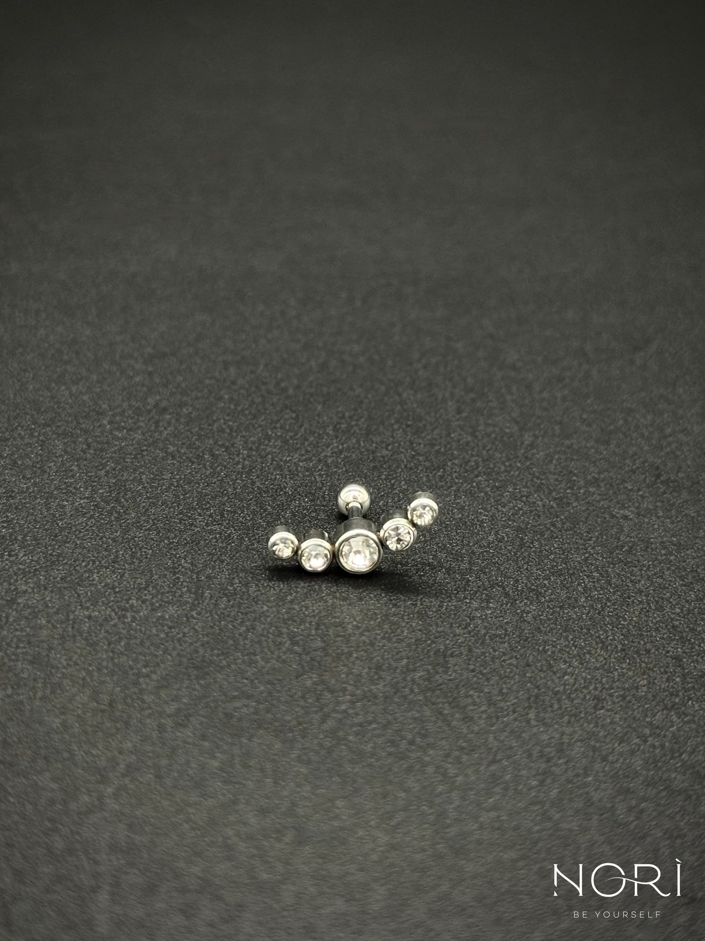 Piercing_Arras_argintiu