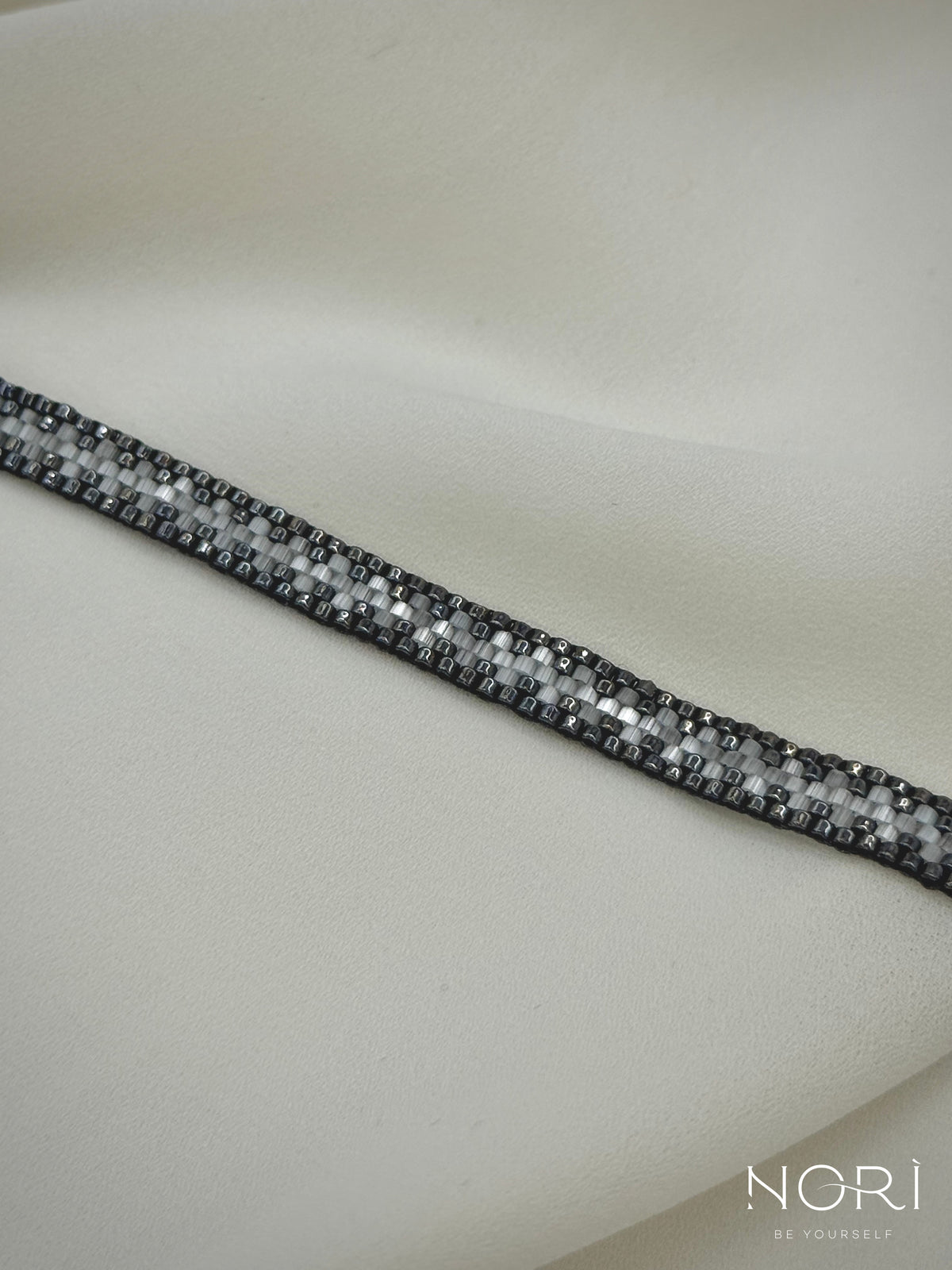 Tissé_Metalic antracit cu satin