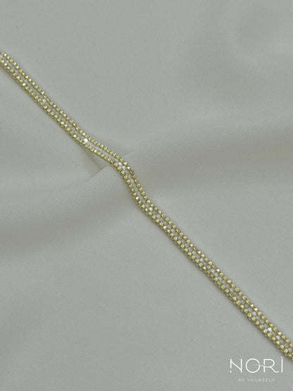 Ligne_Auriu pal cu satin