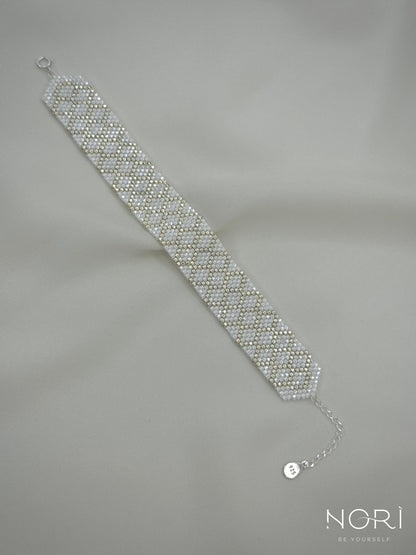 Mosaïque_Alb perlat cu argintiu_cu extensie