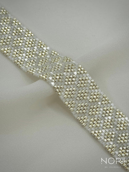 Mosaïque_Argintiu cu satin