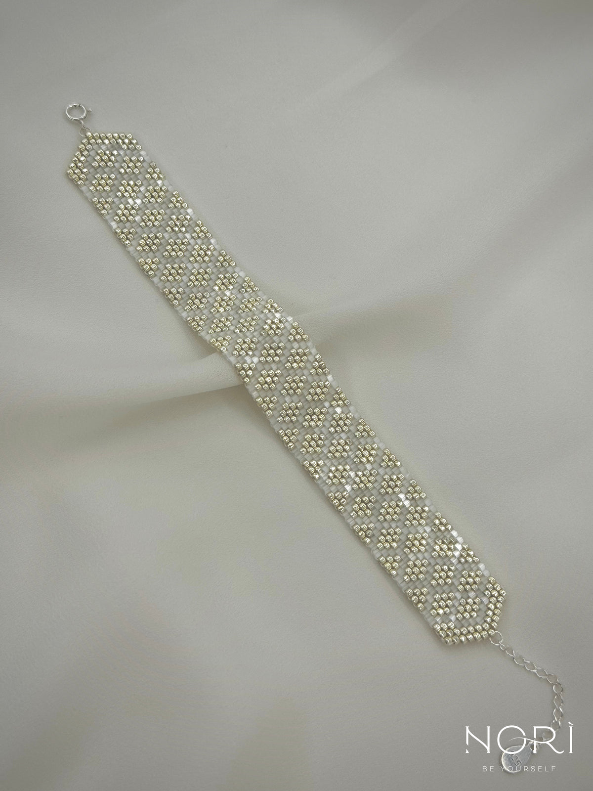 Mosaïque_Argintiu cu satin_cu extensie