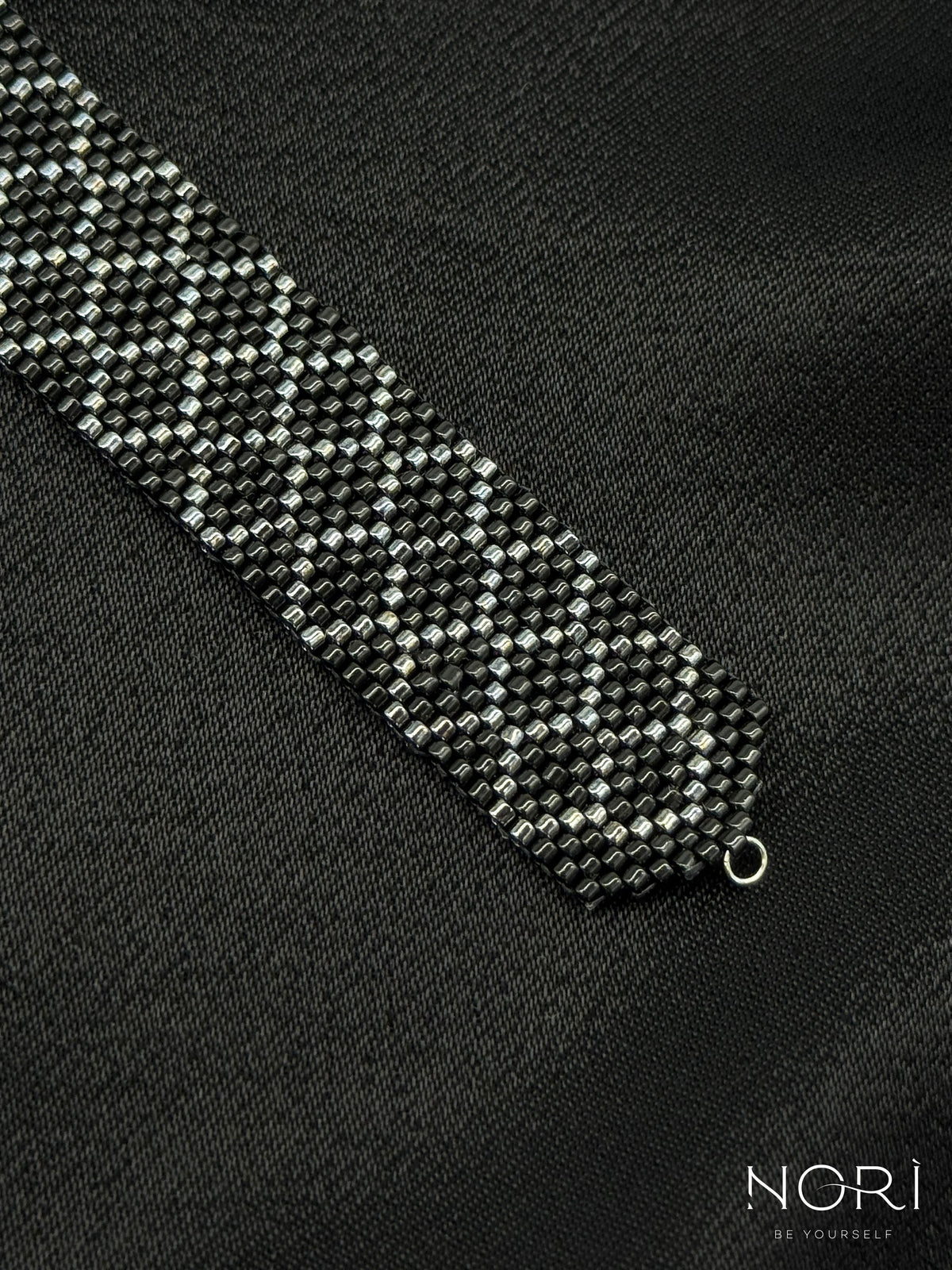 Mosaïque_Negru cu metalic antracit_fara extensie