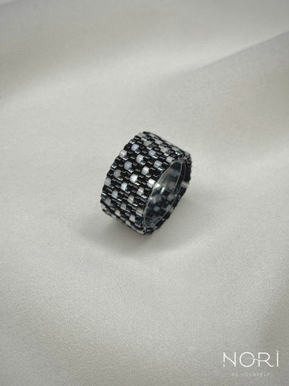 Harmonie_Negru metalic cu satin