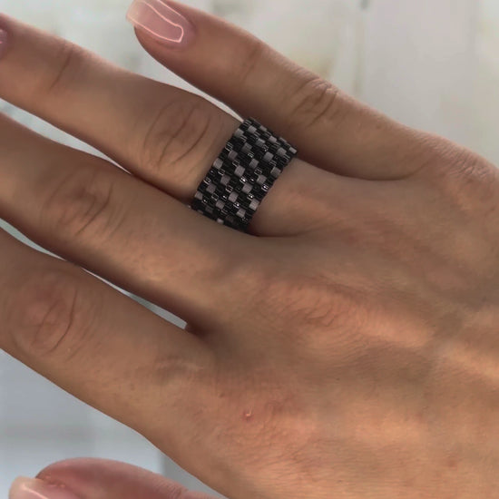 Harmonie_Negru metalic cu satin